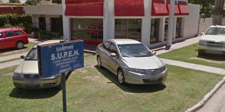 Violento golpe comando a una concesionaria de Oliveros