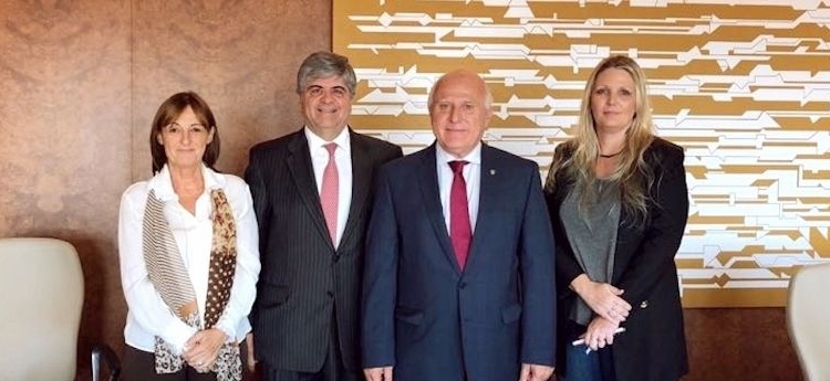 Lifschitz se reunió con directivos de YPF por la refinería de San Lorenzo