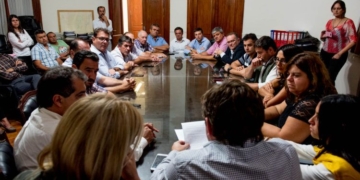 Municipales acordaron: 18 por ciento de aumento y cláusula gatillo