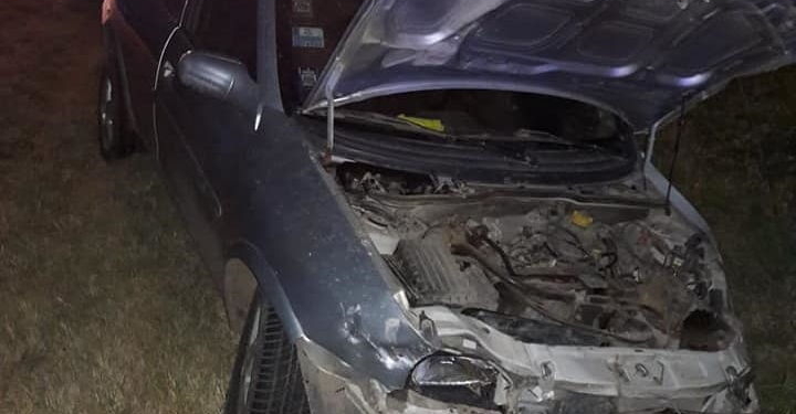 Oliveros: un conductor chocó a dos vehículos y huyó de la escena