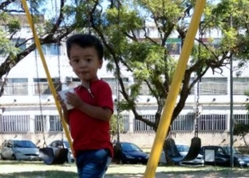 El nene picado por un alacrán pasó a sala común y está fuera de peligro