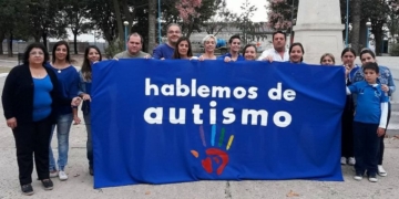 Emocionante acto de concientización sobre autismo en Barrancas