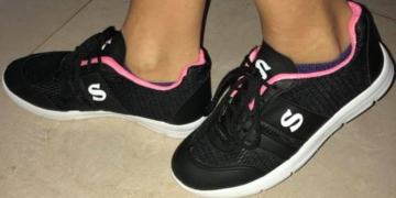 Serodino ya cuenta con los primeros pares de calzado realizados por personal comunal