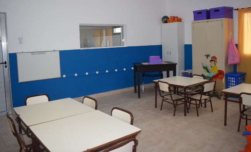 El Jardín N° 100 ya cuenta con una nueva salita y sector sanitario para sus alumnos