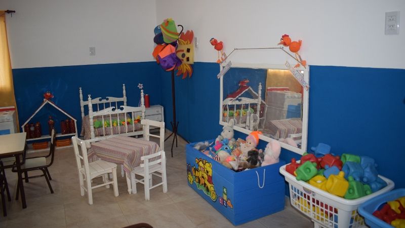 El Jardín N° 100 ya cuenta con una nueva salita y sector sanitario para sus alumnos
