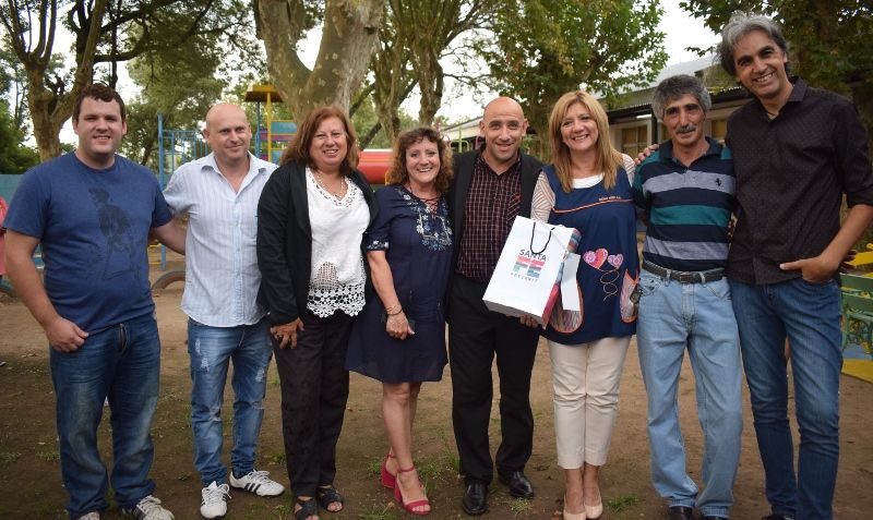 El Jardín N° 100 ya cuenta con una nueva salita y sector sanitario para sus alumnos