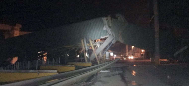Un buque se estrelló contra el muelle de Terminal 6 en Puerto San Martín