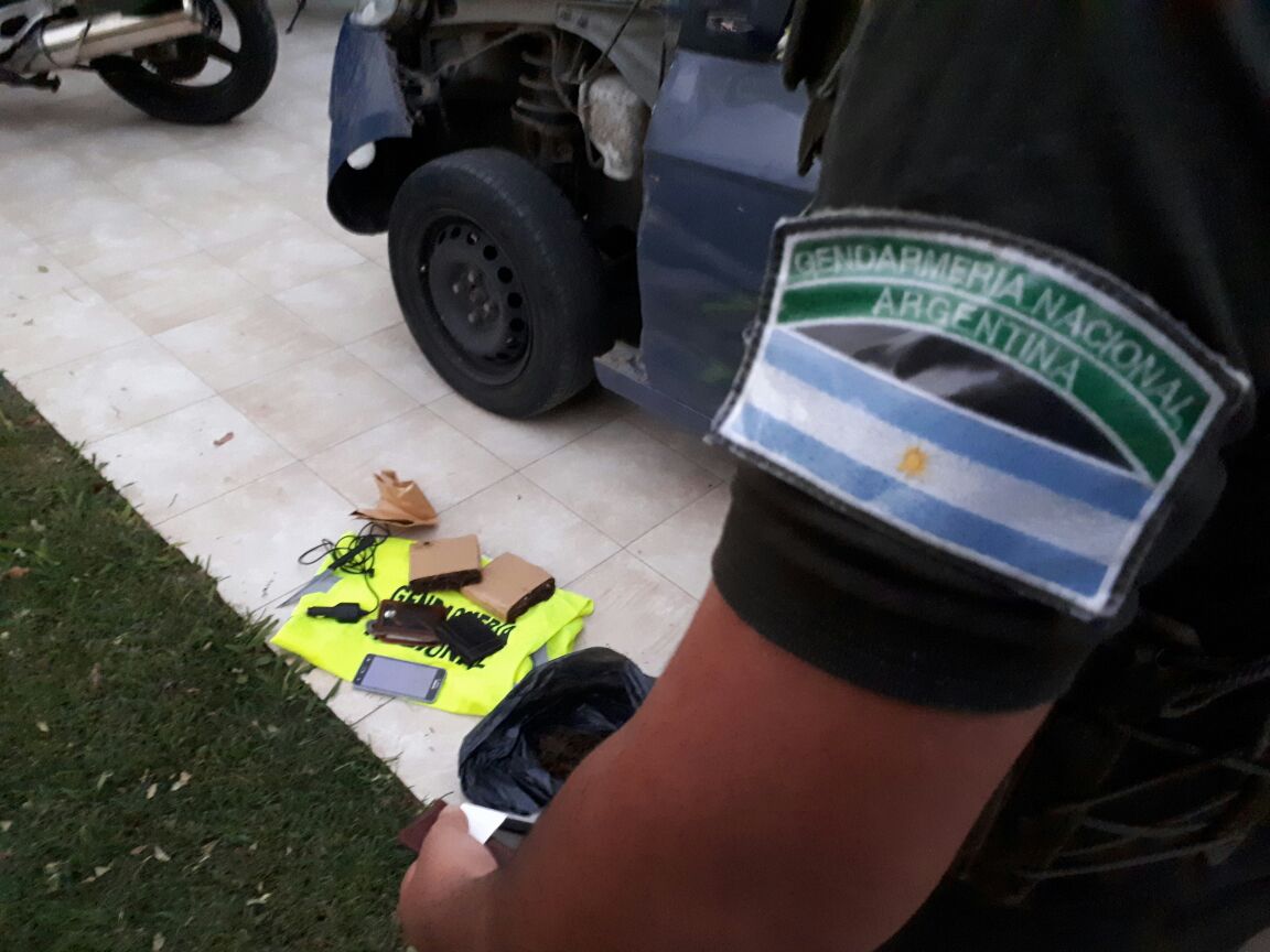 Ruta 34: detuvieron a dos personas que viajaban con droga