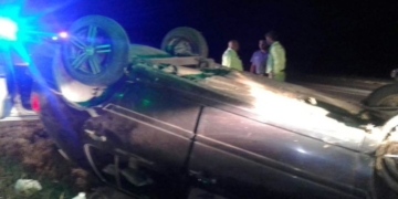 Un auto volcó sobre la autopista a la altura de Oliveros