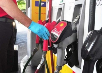 Por las nubes: volvió a subir el precio del combustible