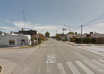 Barrancas: chocaron a un perro y terminaron heridos