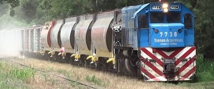 Un hombre sufrió la amputación de un pie al ser embestido por el tren