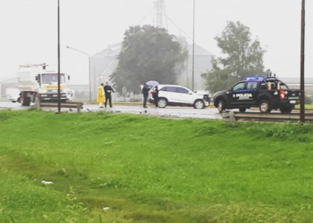 Milagro en Ruta 34: un auto embistió a un camión