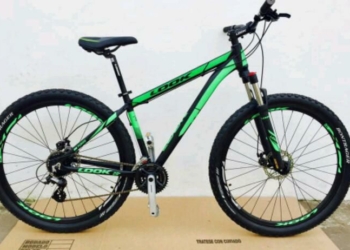 Robaron una bicicleta que estaba estacionada en una escuela de Barrancas