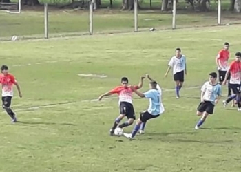 Un jugador de CARJU sufrió una feroz patada por parte de un rival