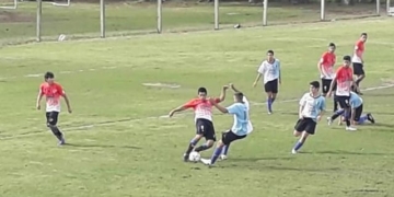 Un jugador de CARJU sufrió una feroz patada por parte de un rival