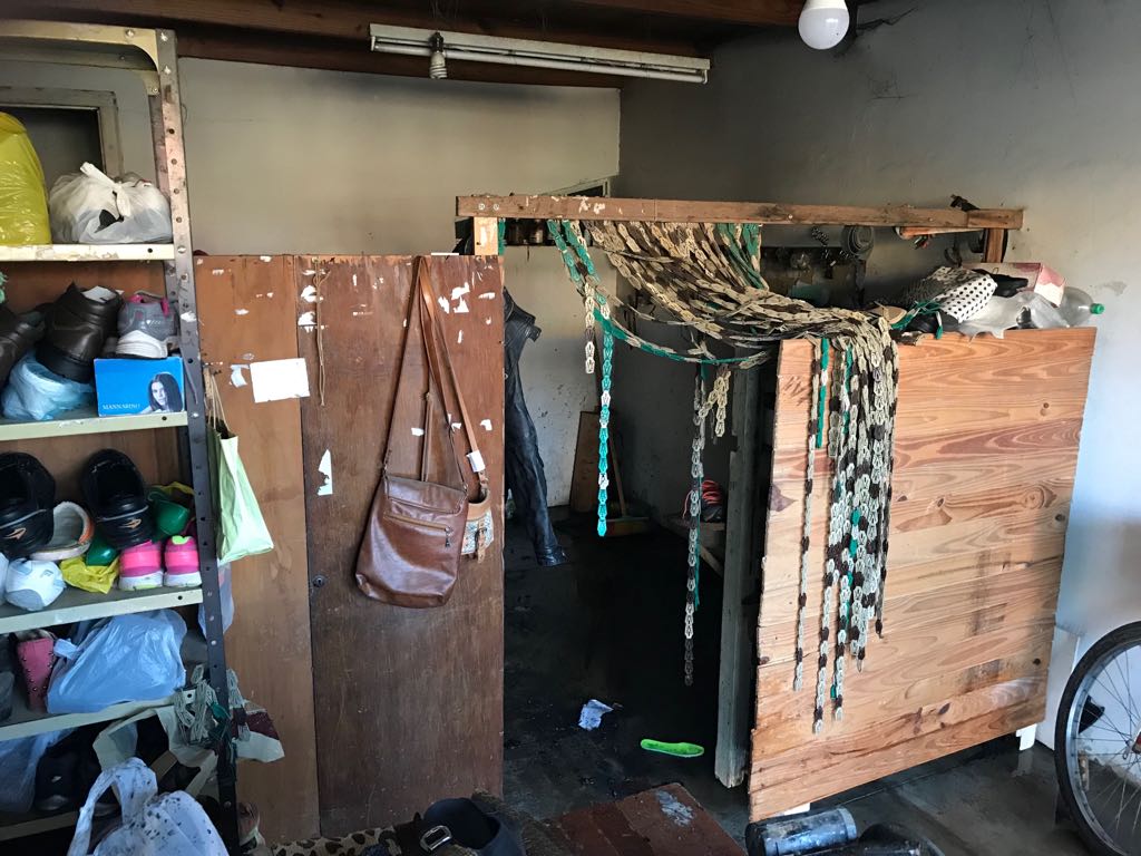 Una mujer sufrió quemaduras al incendiarse un local comercial