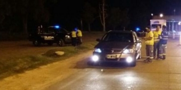 Ató, golpeó e intentó secuestrar a su mujer: fue detenido sobre autopista