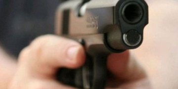 Seis años de prisión por balear a una comerciante de la región