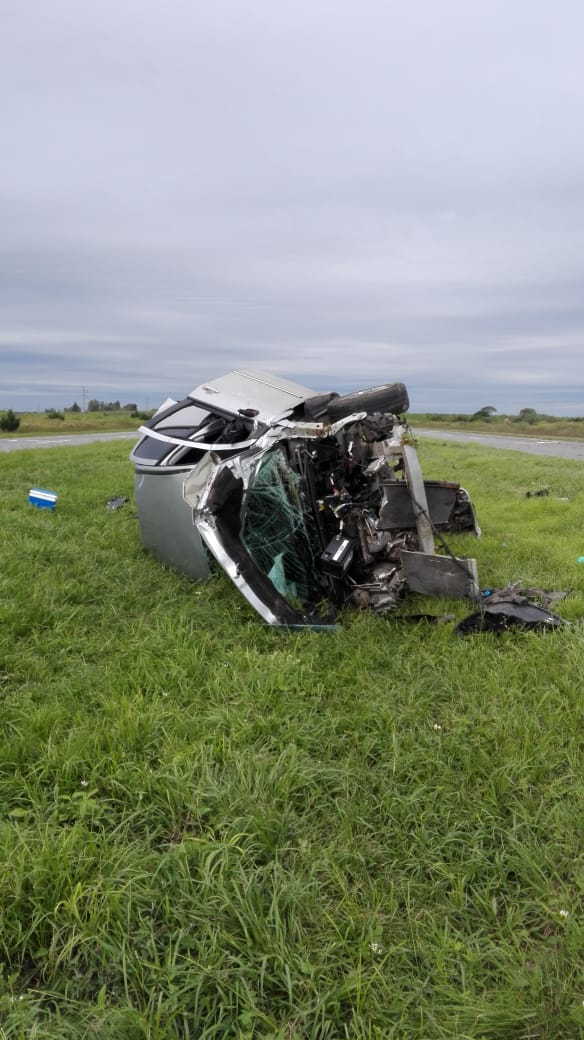 Milagro en Barrancas: impactante vuelco sobre la autopista