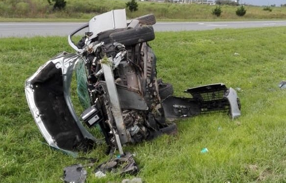 Milagro en Barrancas: impactante vuelco sobre la autopista