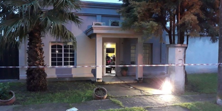 Timbúes: balearon la casa del presidente comunal