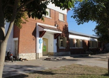 Oliveros: padres preocupados por el maltrato de un maestro a alumnos