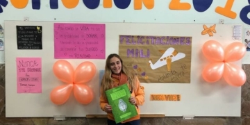 Milagros es de Totoras, ganó un concurso literario y volará hacia Holanda