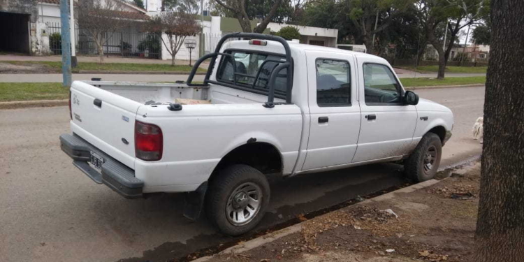 Recuperaron en San Genaro una camioneta que había sido robada en Campana