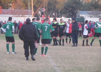 Defensores y Atlético deberán completar el penal y 30 segundos de juego