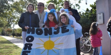 Morena llegó a Monje y fue recibida a pura emoción