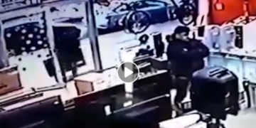 Fueron filmados mientras robaban televisores en pleno centro de San Lorenzo