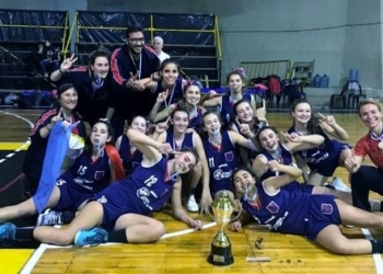 Las macielenses levantaron la copa del Campeonato Argentino U15