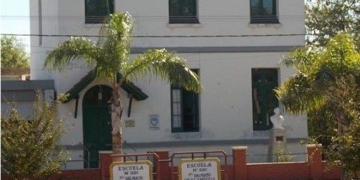 Tradicional cena show de la escuela primaria N°281 de San Genaro