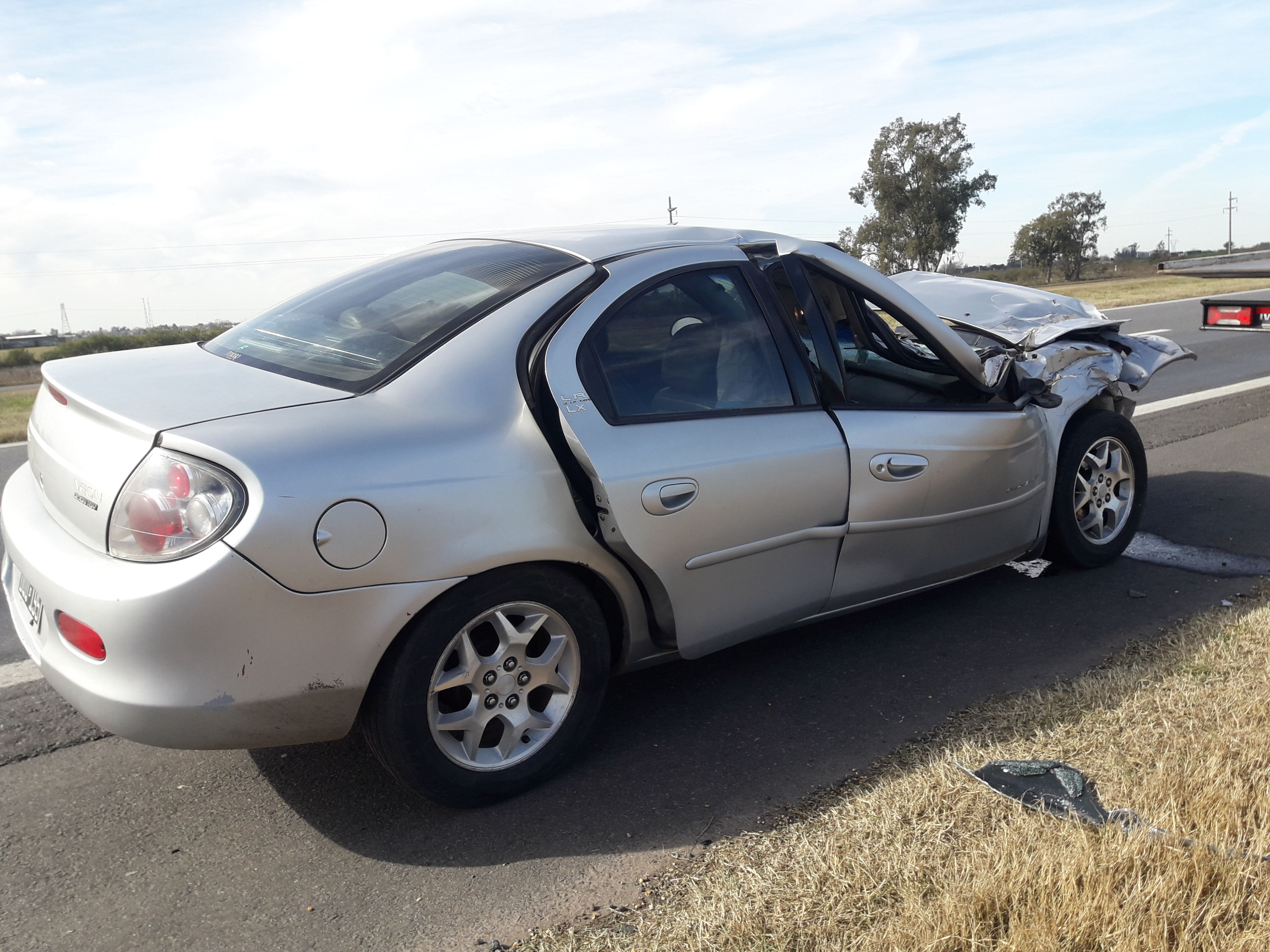 Maciel: una mujer herida tras impactar contra un camión en autopista