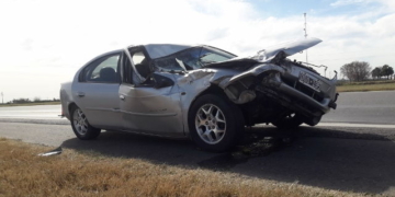 Maciel: una mujer herida tras impactar contra un camión en autopista