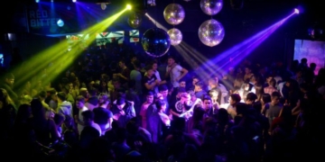 Tres jóvenes heridos a balazos en un boliche de la región