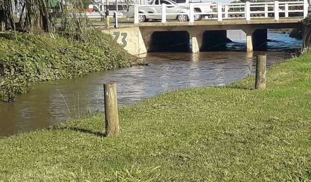 El Ministro Garibay se comprometió a trabajar en la limpieza del Canal Maciel