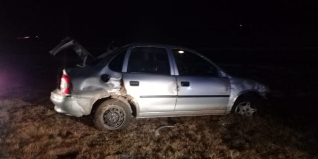 Un auto volcó sobre autopista entre Maciel y Oliveros