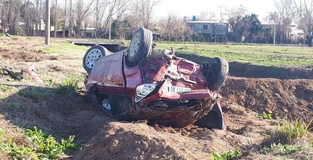 La mujer del intendente de Totoras protagonizó un milagroso accidente