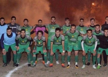 Defensores se quedó con el clásico en otra noche de fiesta deportiva en Centeno