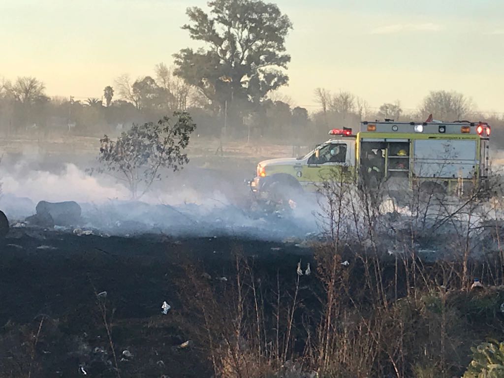 La historia de nunca acabar: nuevo incendio en el basural de San Genaro