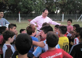Media sanción para eximir de tributos a clubes y cooperadoras de la región