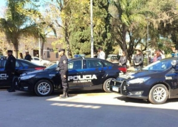 Pullaro entregó patrulleros inteligentes a San Genaro, Coronda y Gálvez