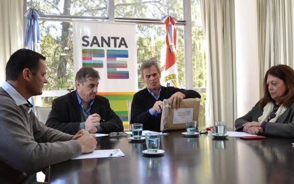 Capitani y Seghezzo avanzaron sobre obras para rutas de la región