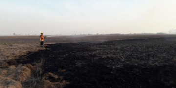 Bomberos de Serodino extinguieron dos importantes incendios