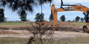 Mackler no convenció a los vecinos de Clarke que siguen firmes
