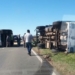 Un camión volcó sobre Ruta 91 e interrumpió la calzada