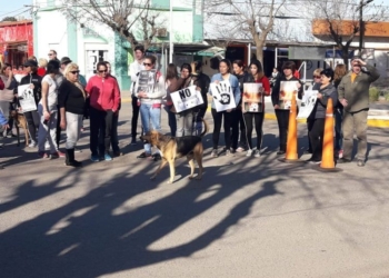 Vecinos de Maciel le dijeron basta a la matanza de perros