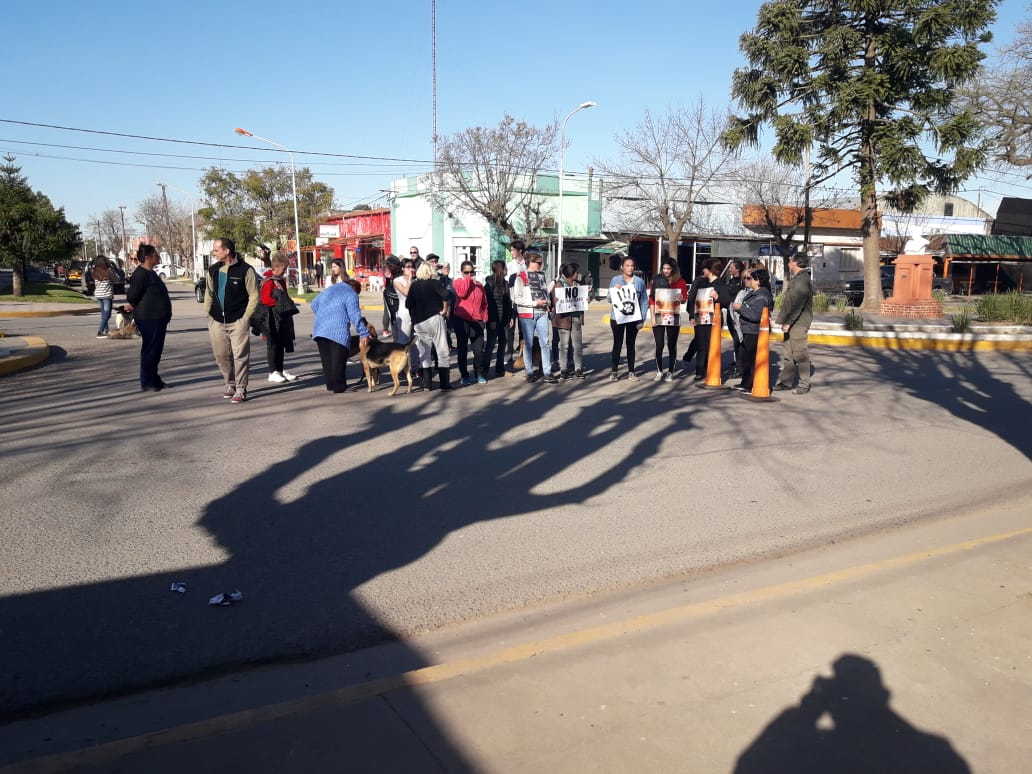 Vecinos de Maciel le dijeron basta a la matanza de perros